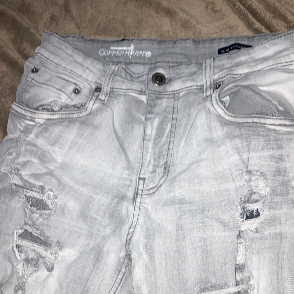 Gray Skinny Distressed Jeans with Vintage Appeal